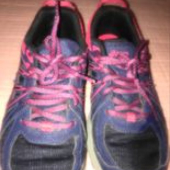 Womens Asics Sneakers - Picture 2 of 3